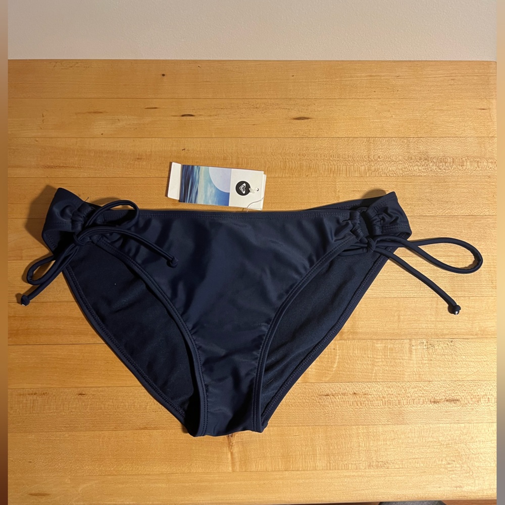 Roxy bikini bottom NWT